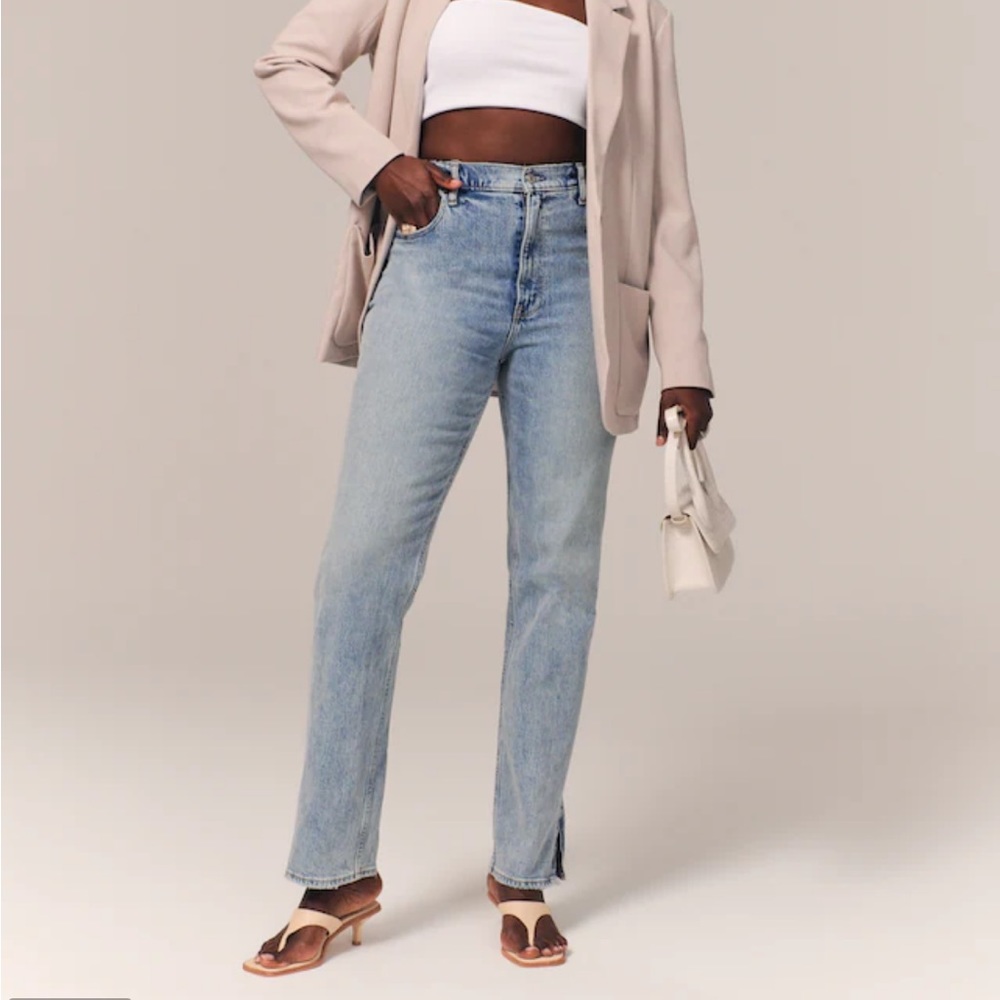 Abercrombie & Fitch Ultra High waisted jeans
